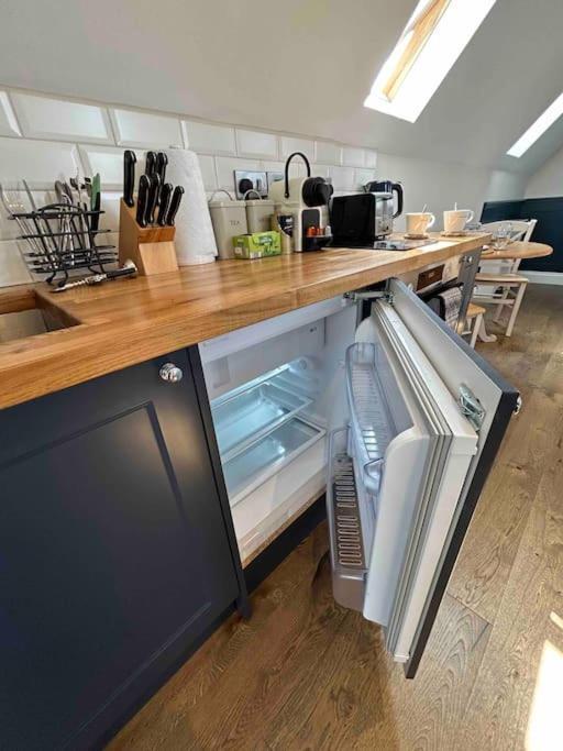 Leigh  The Loft At The Croft - Stunning Rural Retreat Perfect For Couples & Dogsヴィラ エクステリア 写真