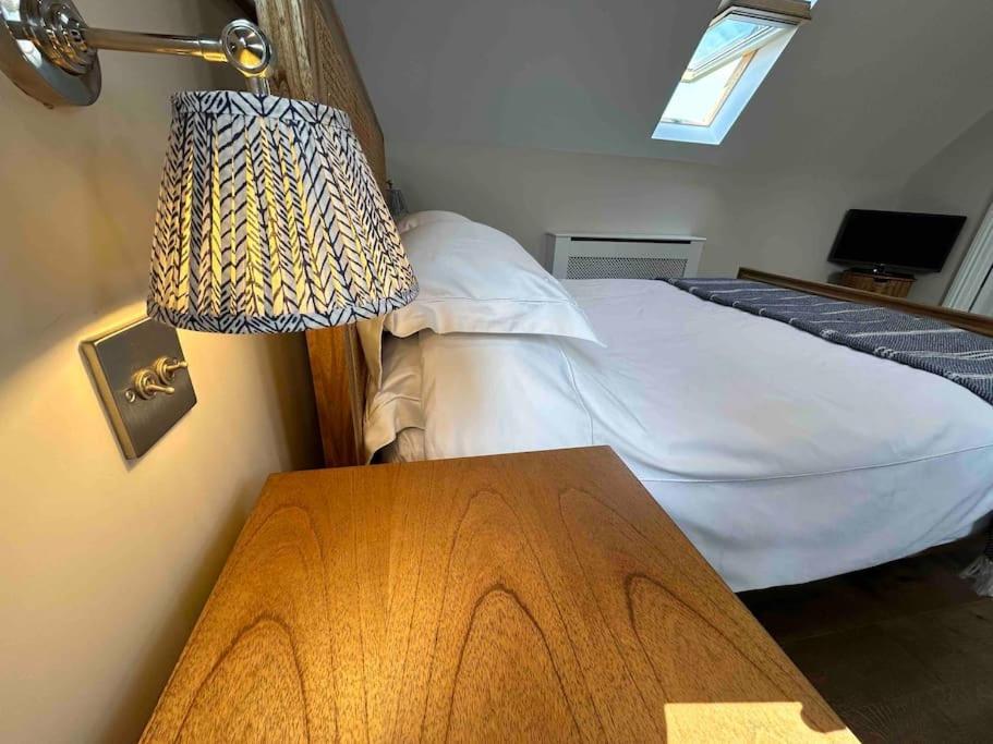 Leigh  The Loft At The Croft - Stunning Rural Retreat Perfect For Couples & Dogsヴィラ エクステリア 写真