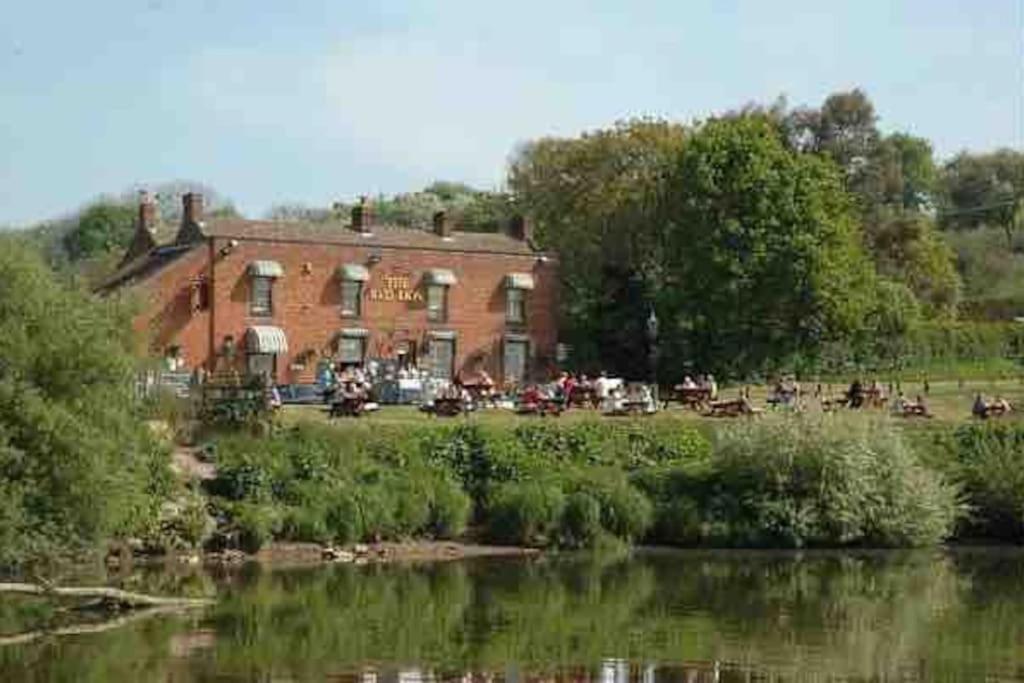 Leigh  The Loft At The Croft - Stunning Rural Retreat Perfect For Couples & Dogsヴィラ エクステリア 写真